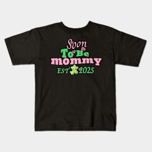 Soon To Be Mommy Est 2025 Kids T-Shirt